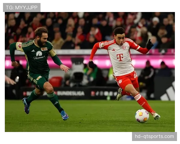 TA分析:高位逼抢的失效?数据显示拜仁在对方半场夺回球权率创赛季新低 TA分析:高位逼抢的失效?数据显示拜仁在对方半场夺回球权率创赛季新低